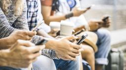 14 Different Approaches to Overcoming Smartphone Addiction
