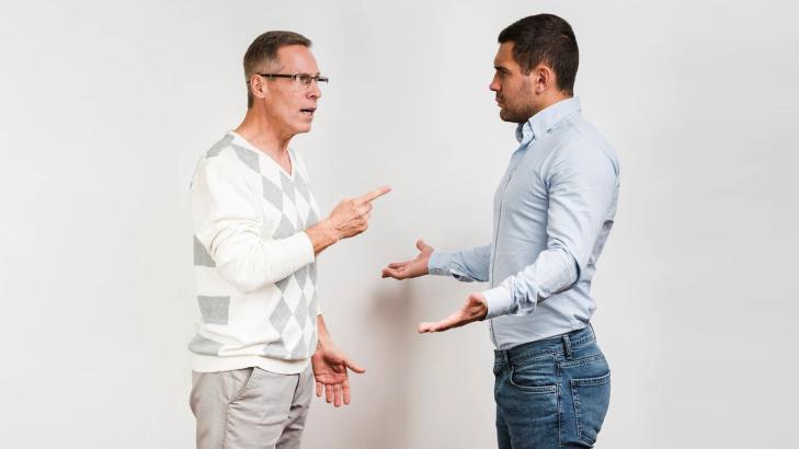 The Ethics of Persuasion: When to Convince Others and When to Compromise?