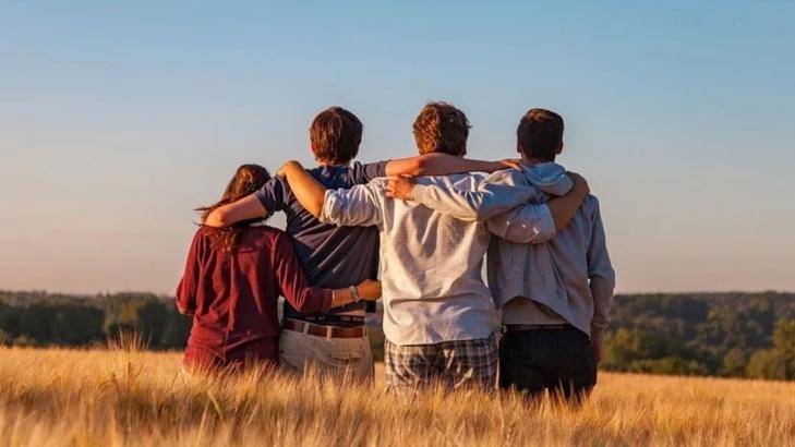 Characteristics of a Good Friend: How to Find Good Friends and Be One?