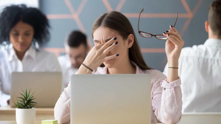 How Does Emotional Intelligence Impact Mental Health in the Workplace?