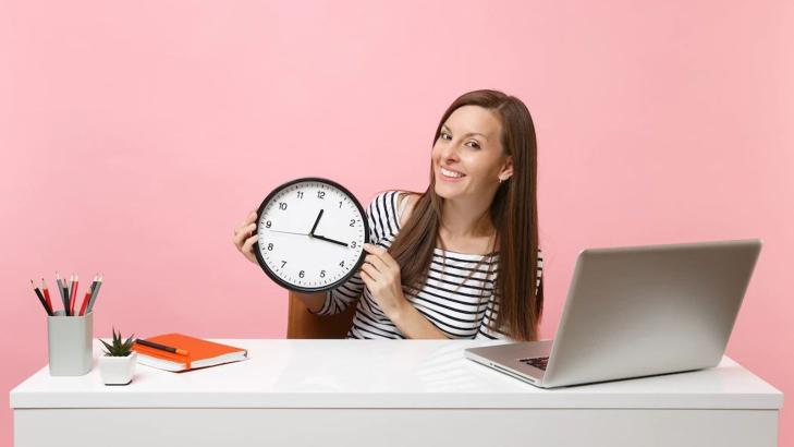 Success in Time Management: 8 Steps to Manage Your Time and Get Rid of Procrastination