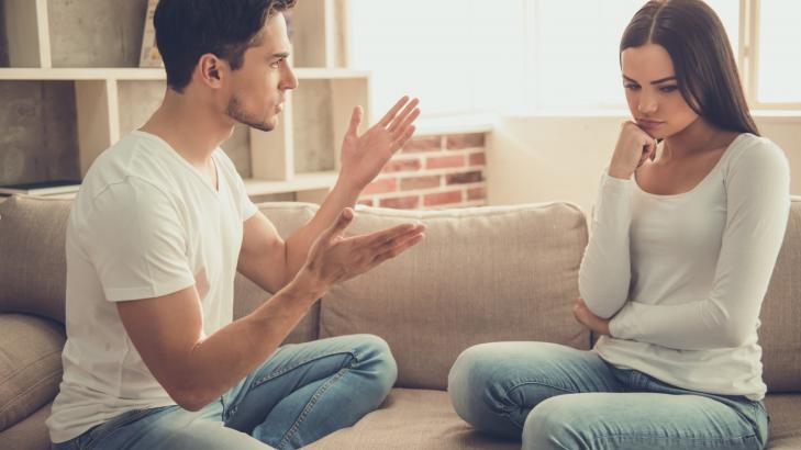 6 Types of Gaslighting and 5 Tips to Avoid Being Gaslighted