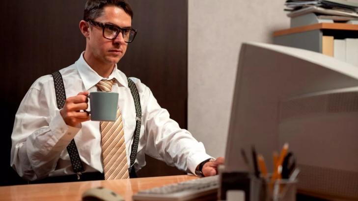 The Impact of Making Excuses on Motivation